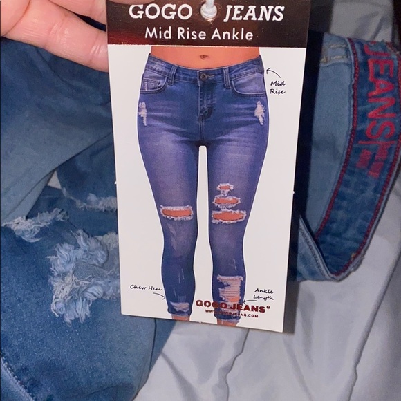 Mid rise jeans - Picture 3 of 3